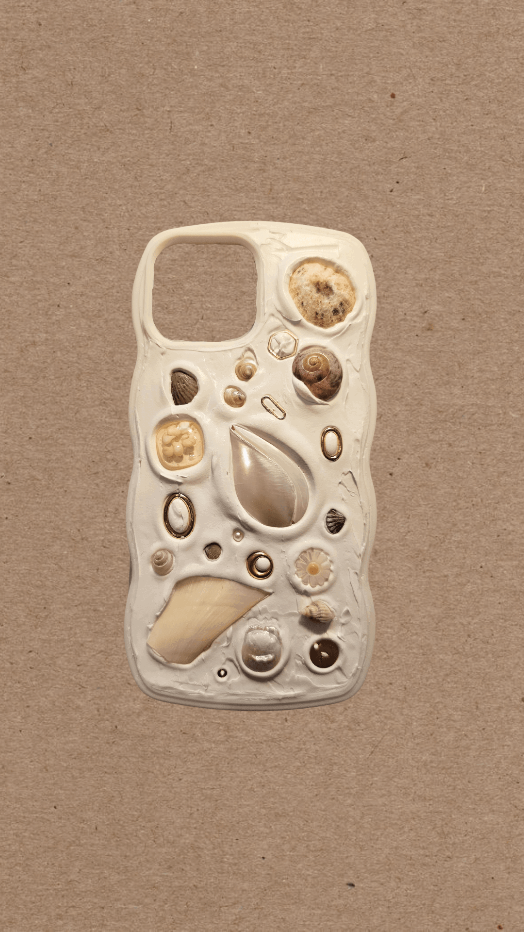 LA MAISON GISEL B. - Wholesale Phone Case - Women's - Coque de téléphone IPhone, Samsung & Co3