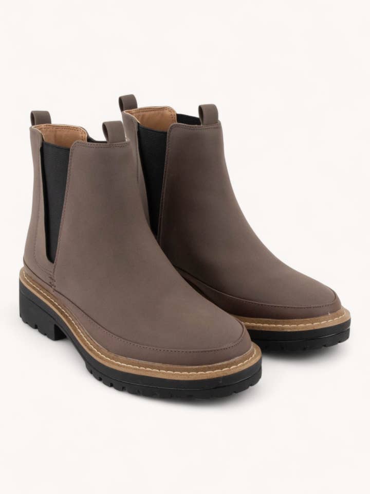 CCOCCI - Wholesale Chelsea Boots - Women's - WEEKLY DEAL CONTRAST WELT SLIP-ON CHELSEA BOOTS5