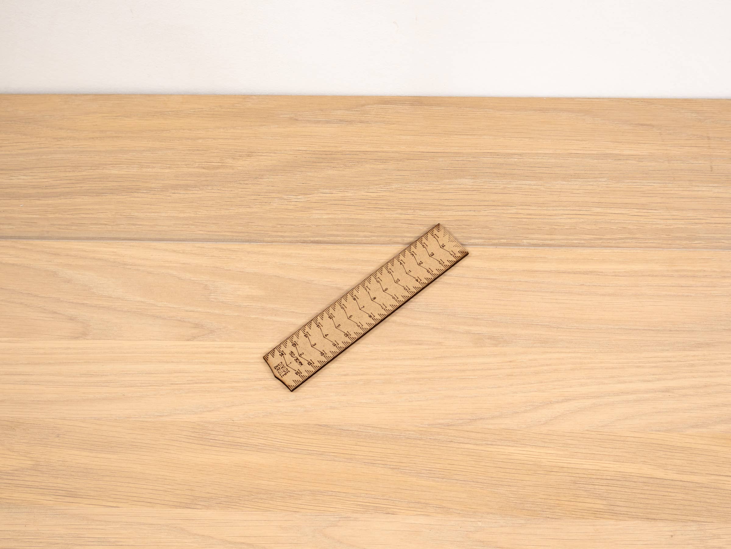 Divide and Rule – wholesale Ruler – Rule 150mm - Original1