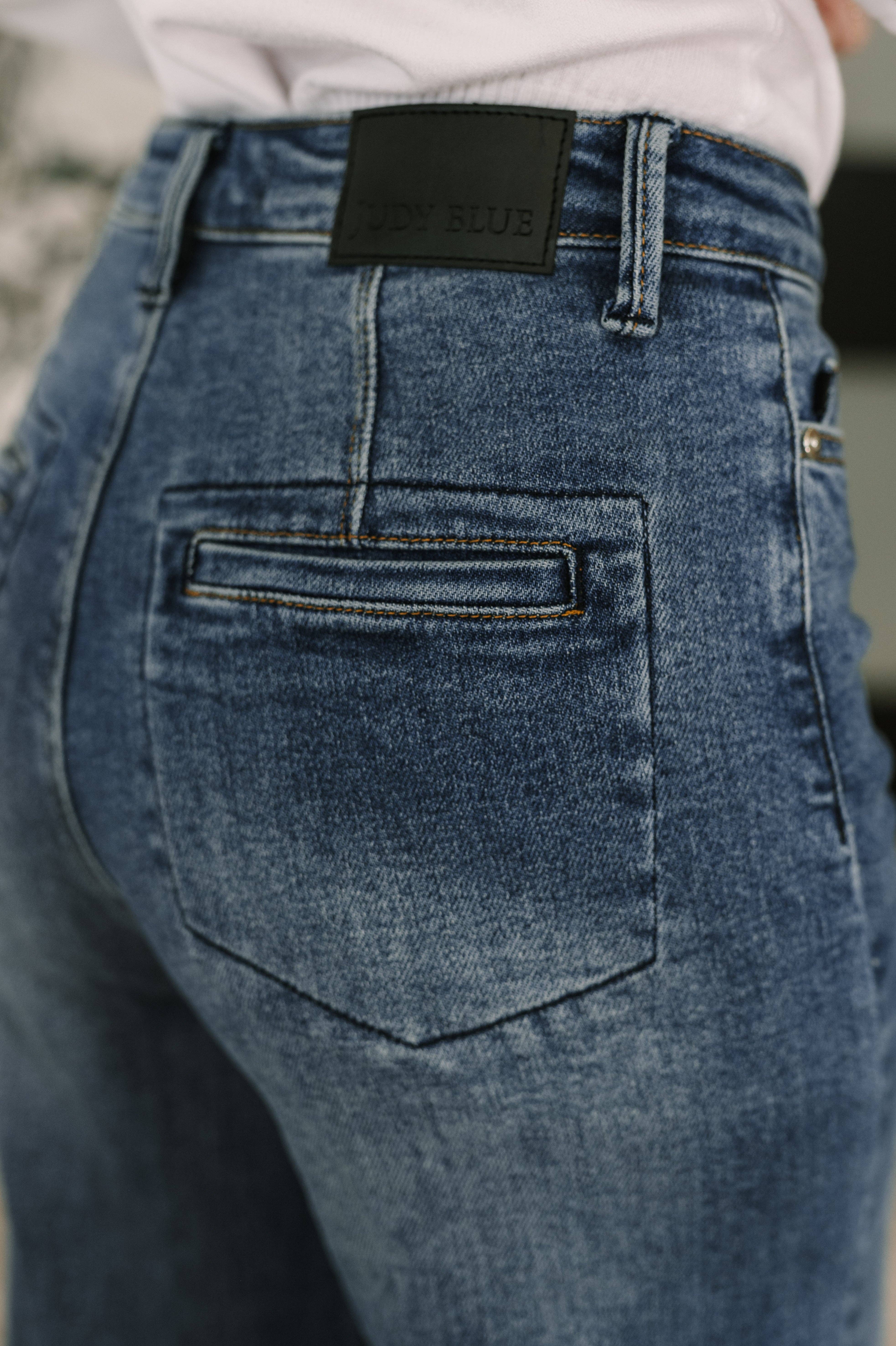 Avenue Wholesale - Wholesale Jeans - Women's - High Waist Column Straight Button-Fly & Back Welt Pkts4