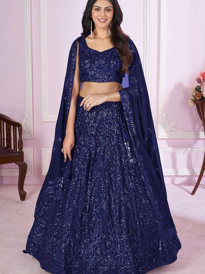 Marineblaues Georgette Lehenga Choli für indische und pakistanische Hochzeitsfeste - Pailletten- und Fadenstickerei. für den Großhandel von HATKE BRIDE