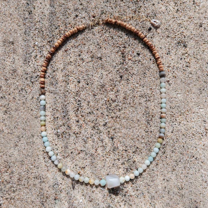 Essenshell - Wholesale Beaded/Pearl Necklace - Malibu Coconut Necklace1
