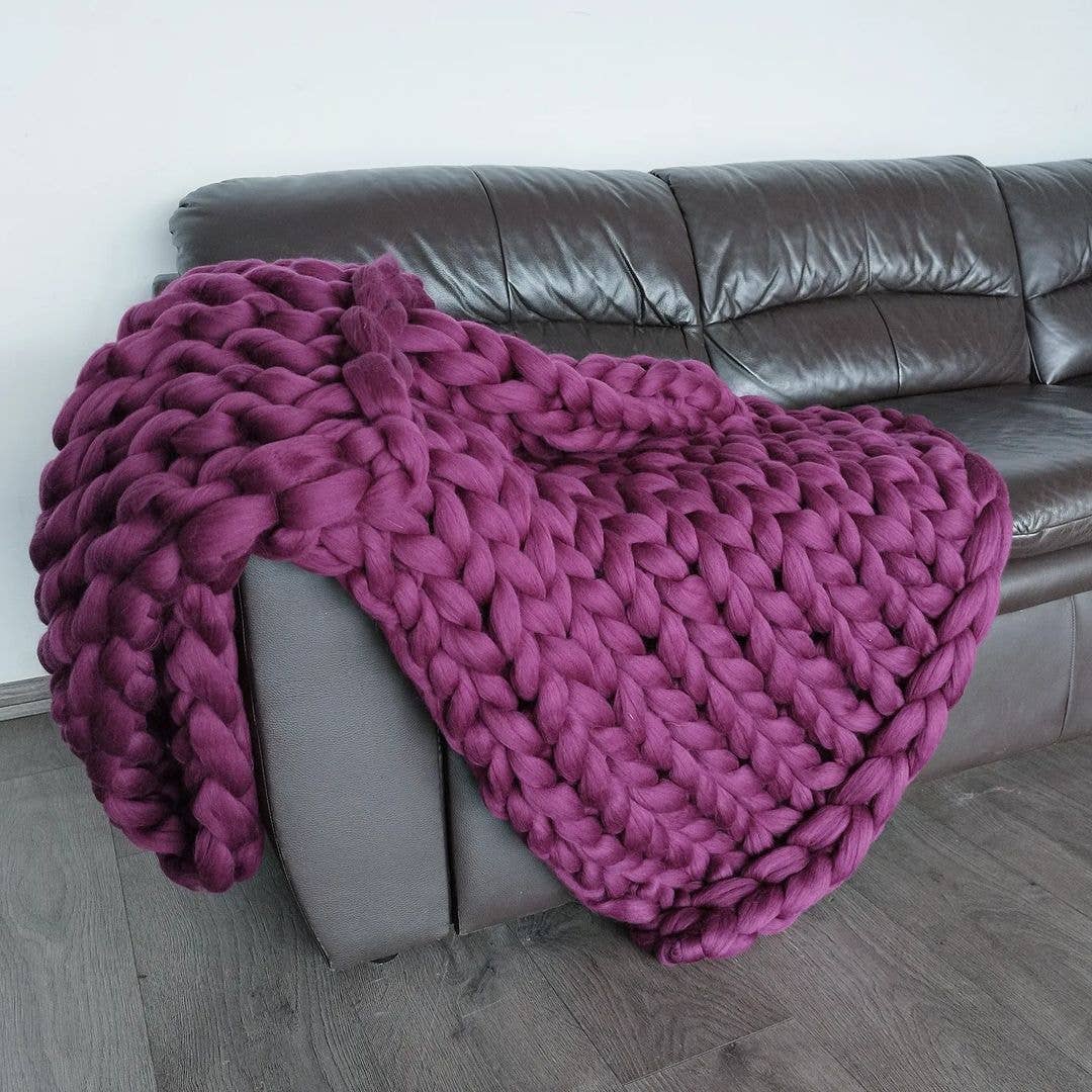 Chunky Wool Studio - Wholesale Throw Blanket - Chunky Knit Blanket  - 30 colors available21