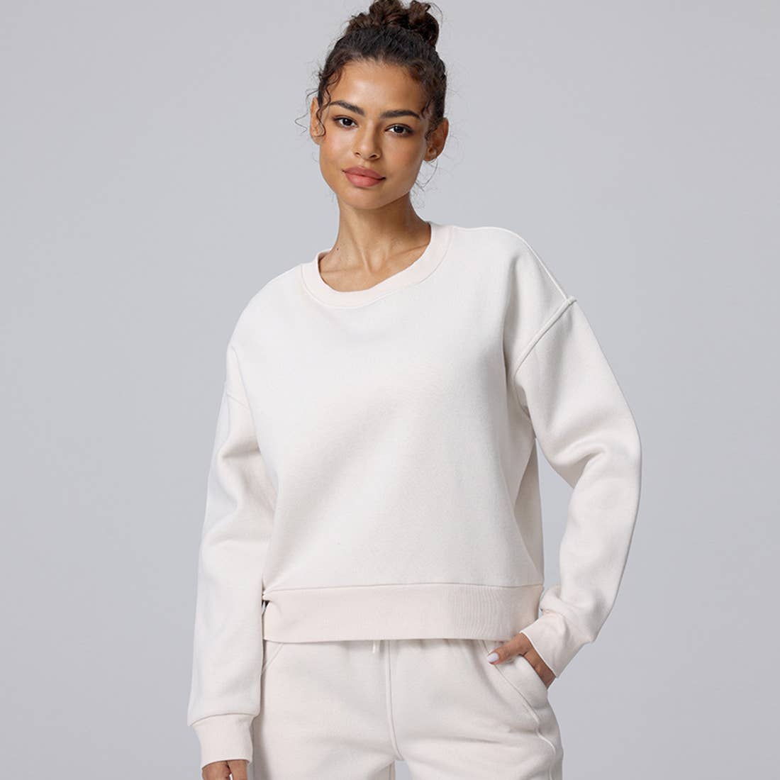 Sodalemon - Wholesale Sweatshirt - Women's - Women Soft Loose Round Neck Long Sleeve Sports Sweatshirt1