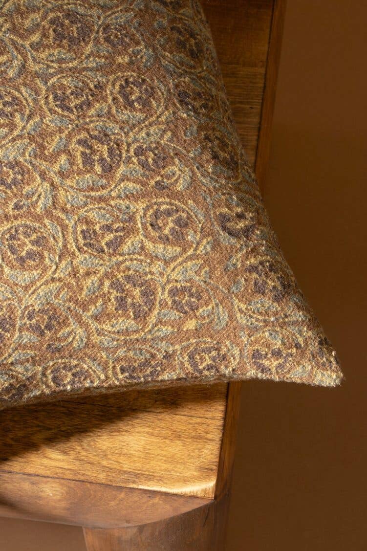 Indaba Trading - Wholesale Throw/Decorative Pillow - 16x24 Mayur Block Print Boucle Pillow2