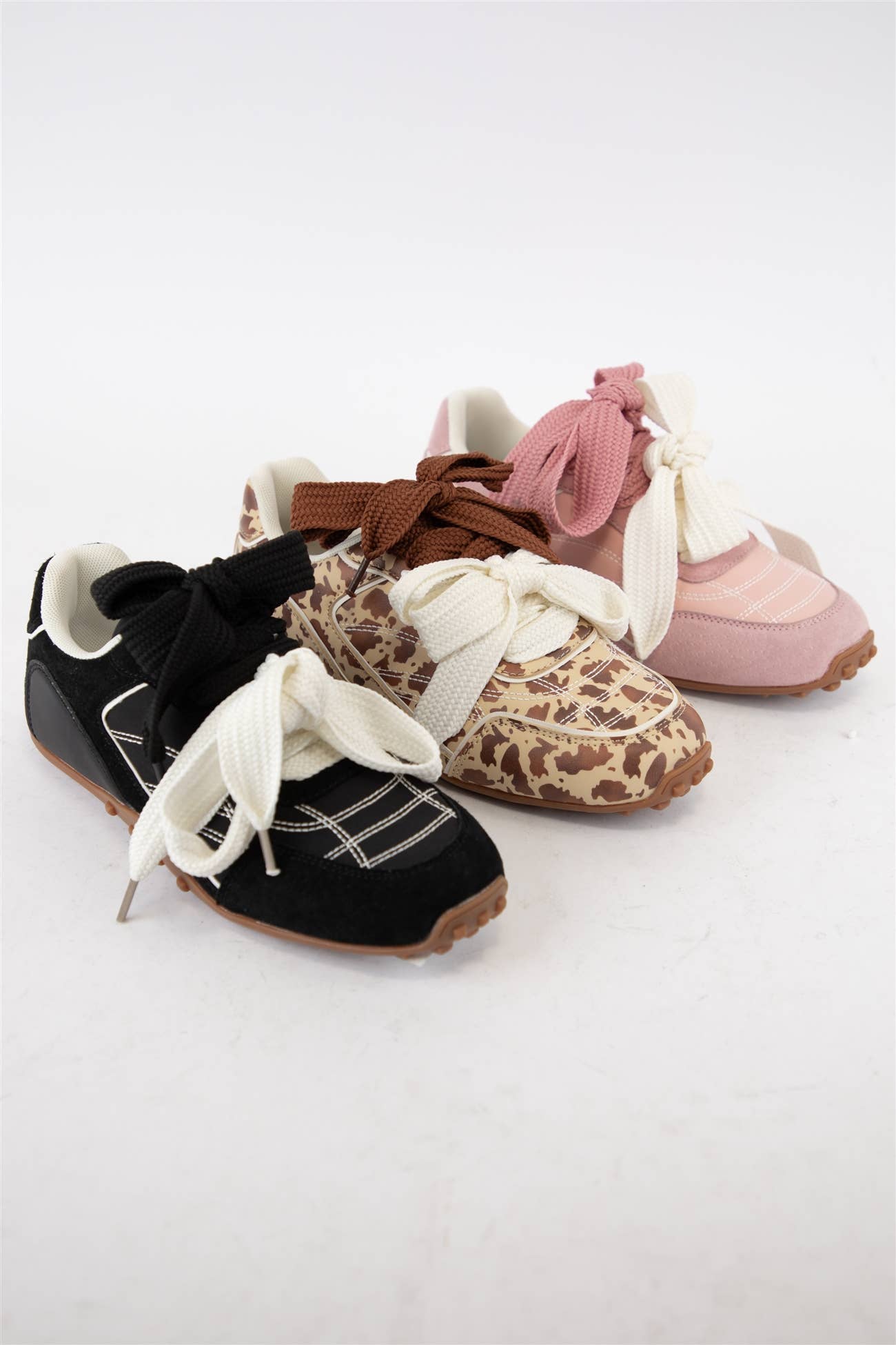 CCOCCI - Vendita all'ingrosso Sneakers di tendenza - Donna - SILHOUETTE SPORTIVA CLASSICA LACEY3