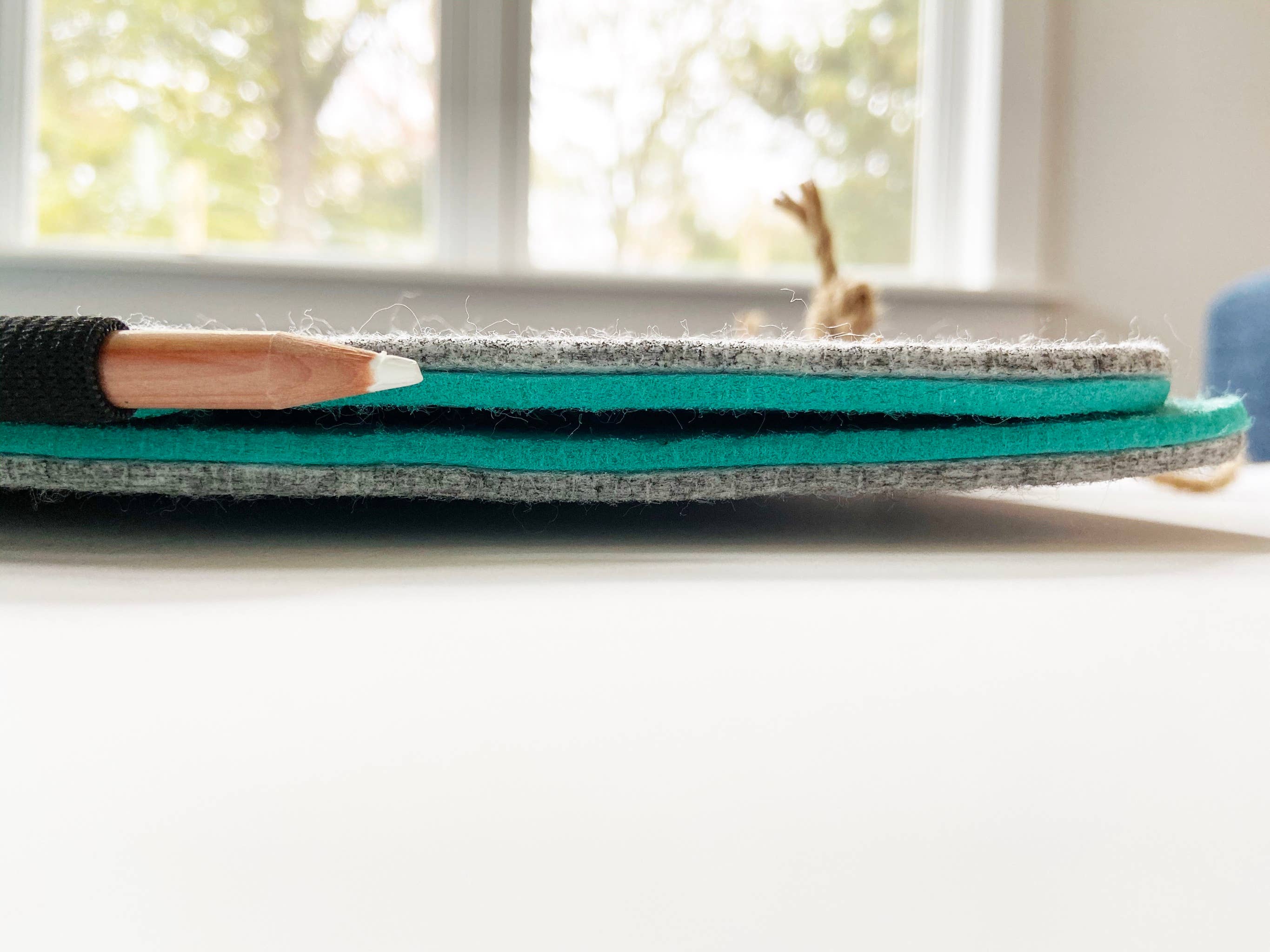 Bagby - Wholesale Phone/Tablet Stand - Bagby Social - Mindful MultiPocket Phone Holder (4 Pockets)7