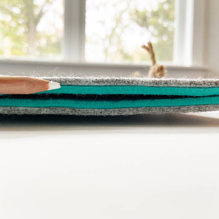 Bagby - Wholesale Phone/Tablet Stand - Bagby Social - Mindful MultiPocket Phone Holder (4 Pockets)7