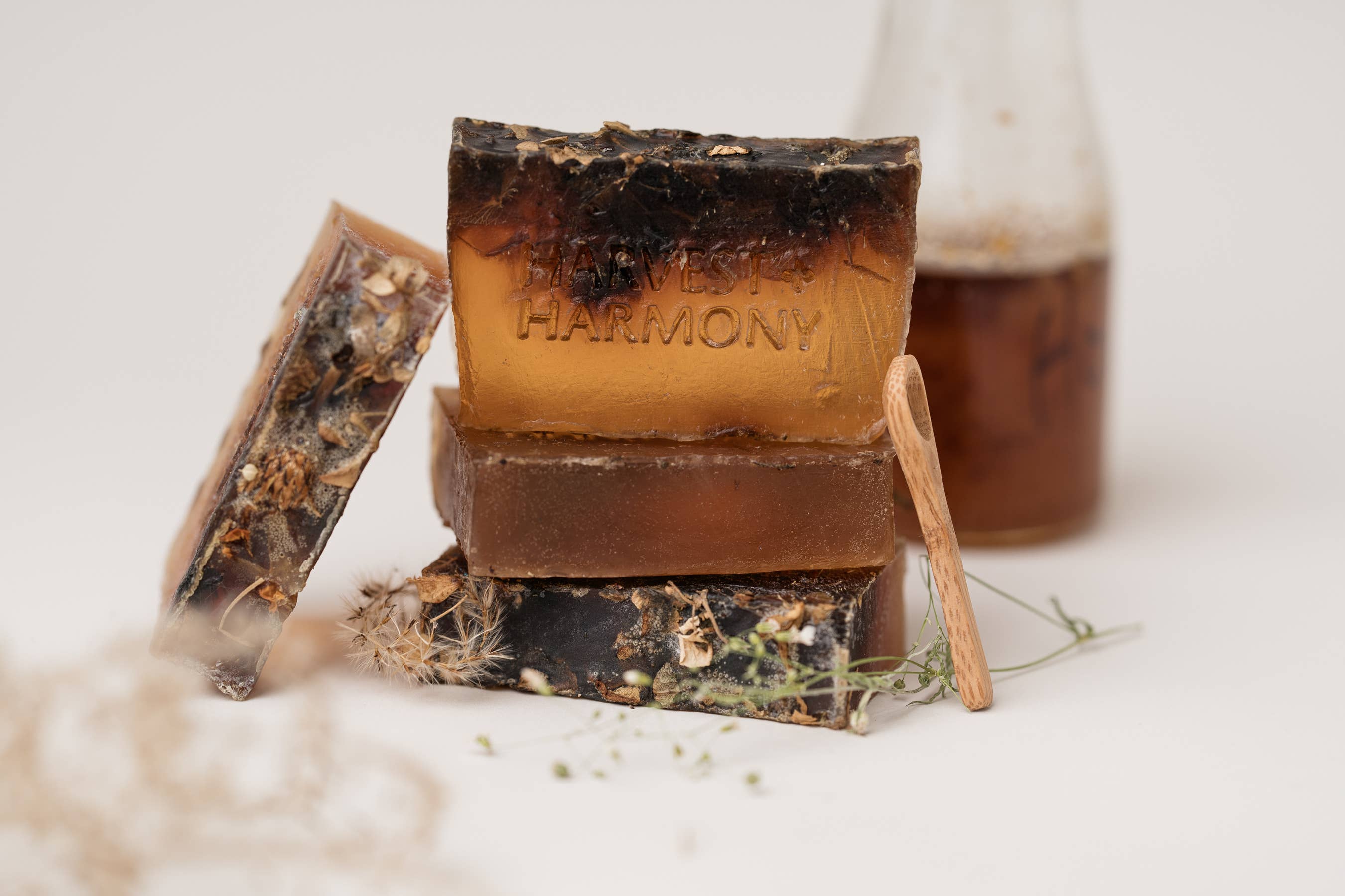 Harvest + Harmony - Wholesale Bar Soap - Harvest + Harmony Honey Soap12