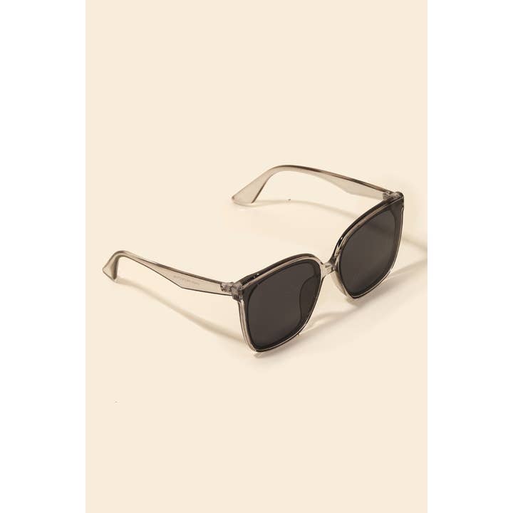 ASSORTED Large Frame Sunglasses Set for wholesale on Faire