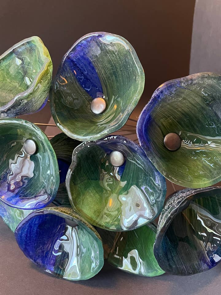 10+2 fiori di vetro verde-blu scuro per esterno per la vendita all'ingrosso da parte di CARNEOL GLASS