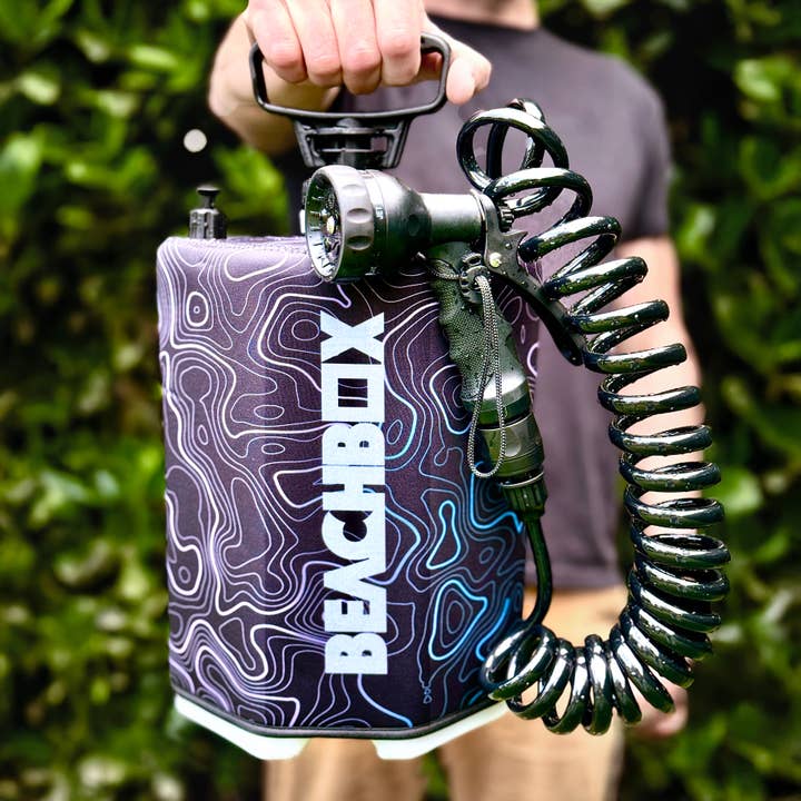 BeachBox - Vente Accessoire de plage - Réservoir de Douche Portable BeachBox - 'Élévation'5