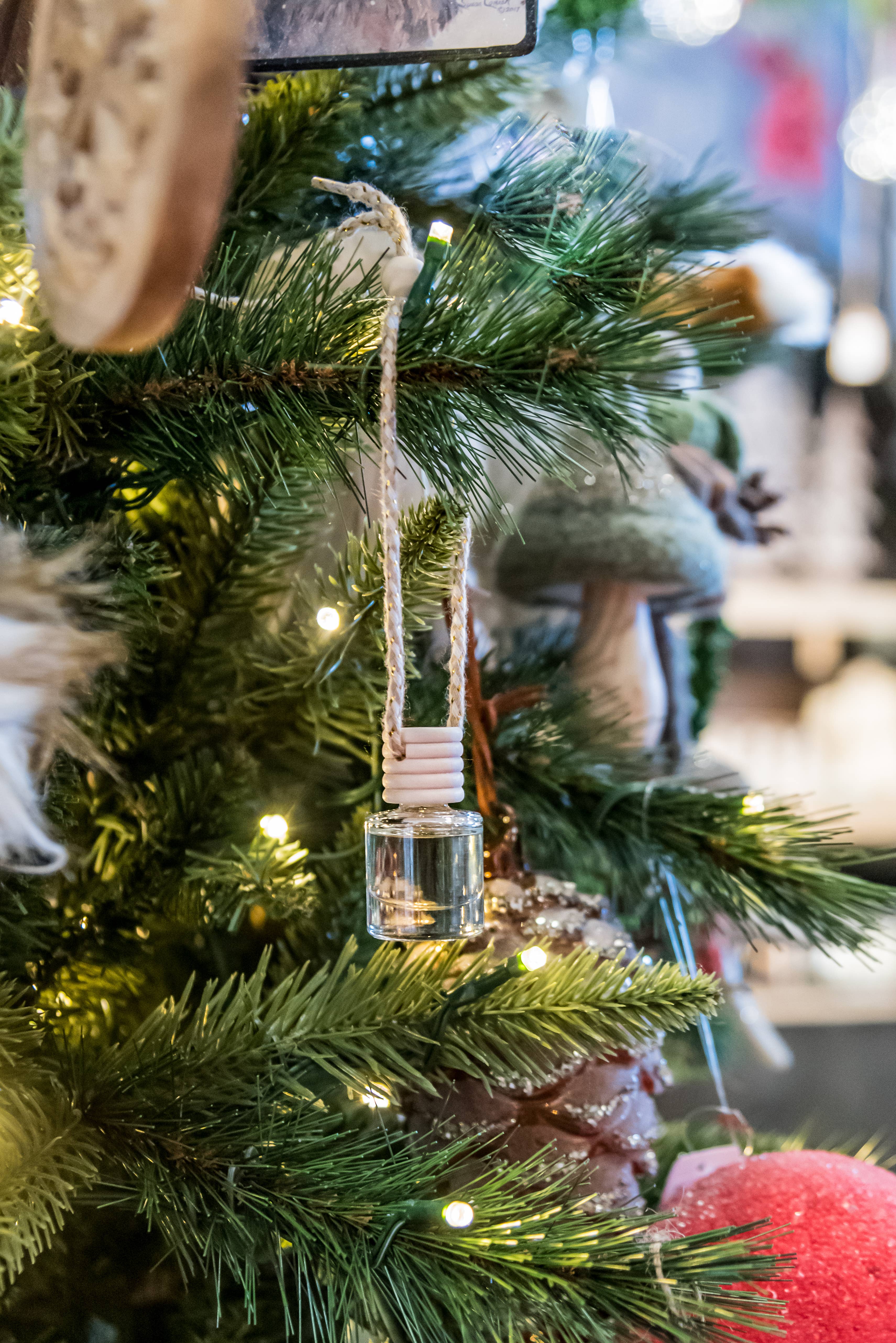 Ivy & Sage Collection - Wholesale Geurolie - Geurende Kerstboomverspreiders – Kerstdennenornamenten1