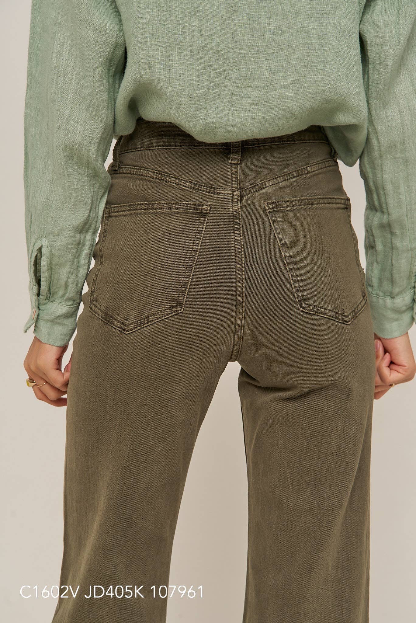 Oraije Paris - Vendita all'ingrosso Jeans - Donna - Jeans Barbara a gamba larga67