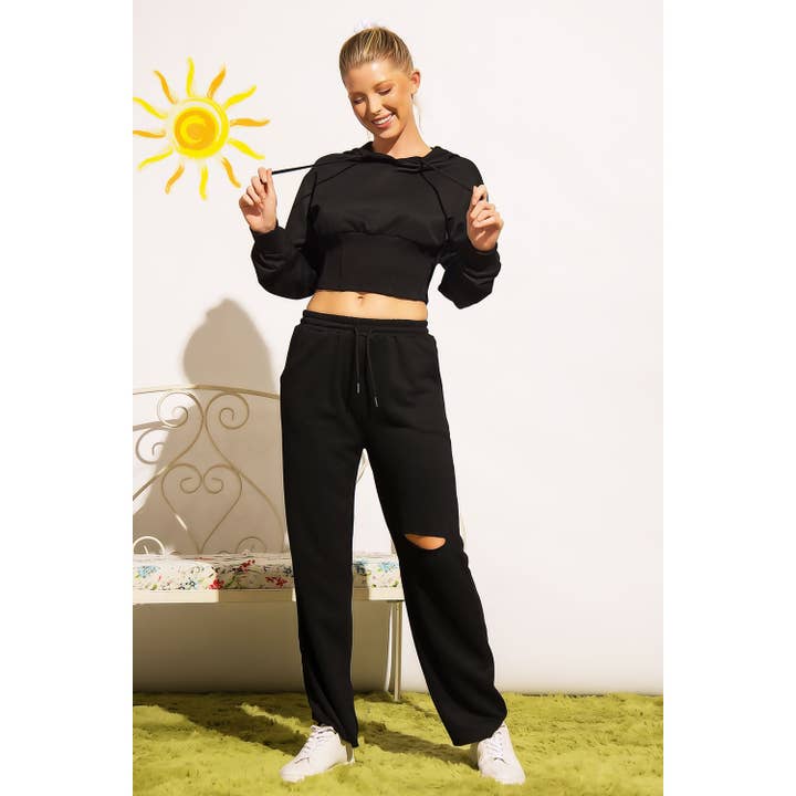 Sweet Generis - Wholesale Lounge Sweatpants/jogging bottoms – Women's - RAW CUT WIDE LEG JOGGER SWEATPANTS WITH KNEE RIP2