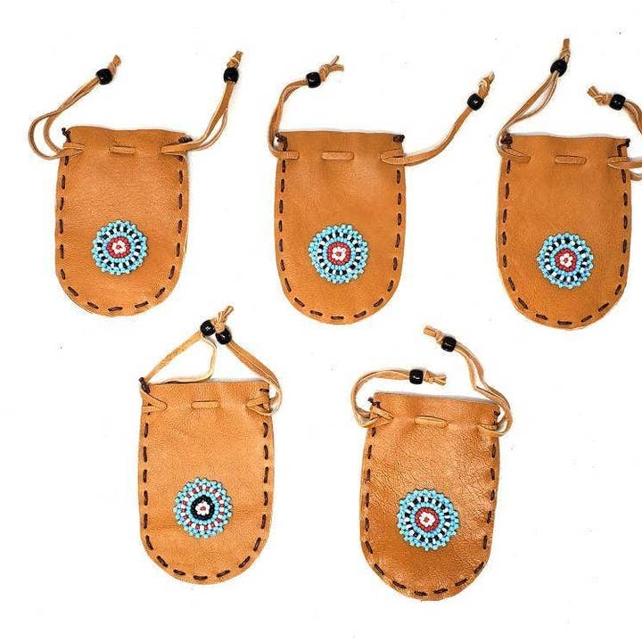 (Confezione da 5) - Sacchetto/Borsa in Pelle con Coulisse e Perline Rotonde 3X2" per la vendita all'ingrosso da parte di GREENROOTS USA LLC