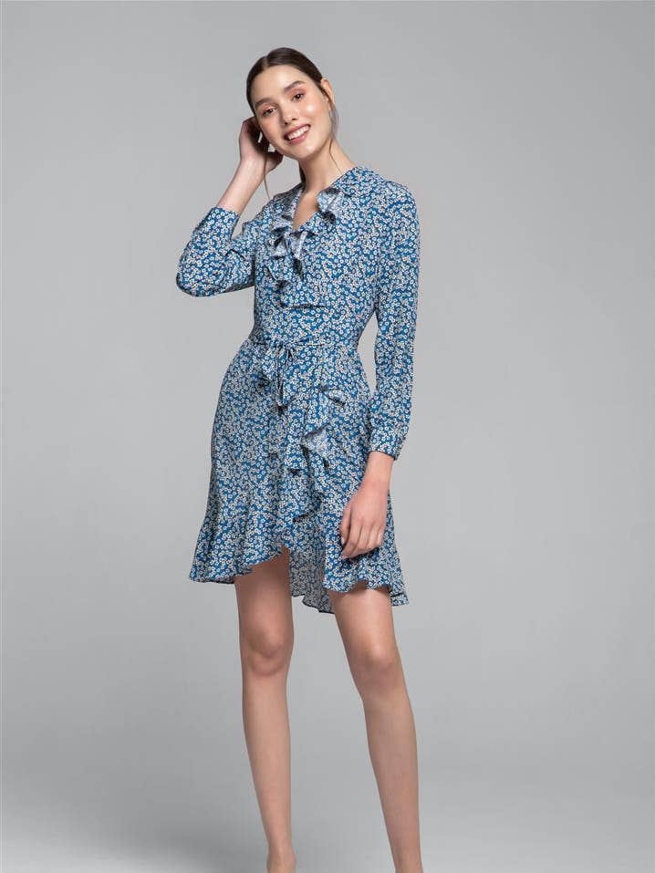 Abby zijden wikkeljurk met kersenbloesemprint voor wholesale door RUMOUR LONDON