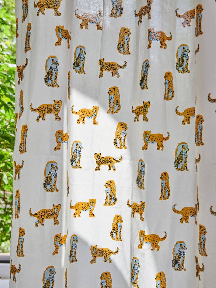 GARDIN GUL JAGUAR 115x280cm for engroshandel hos Lucas du Tertre - Europe