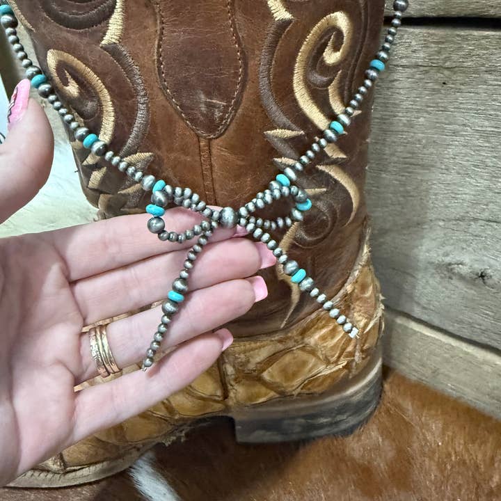 Texas Western Cowhide Bags and More – wholesale Hänge-/berlockhalsband – Västerländskt båghalsband2