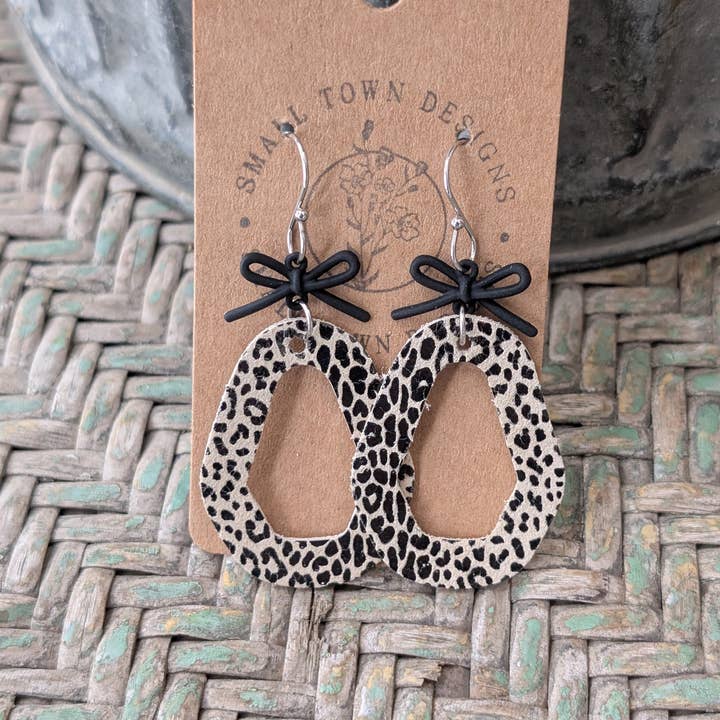 Small Town Designs - Wholesale Dangle Earrings - Jungle Leopard Bow Dangles1