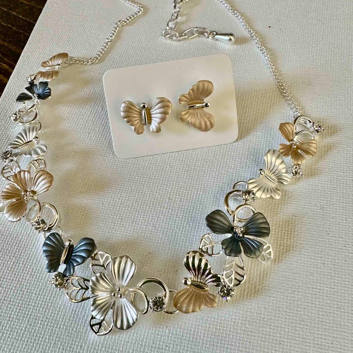Carol Young Silver - Wholesale Jewelry Set - Sparkling Butterfly Necklace & Earring SET Jewelry5