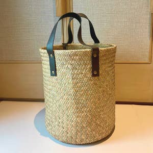 Vintiquewise Wicker Fishing Creel with Faux Leather Shoulder Strap