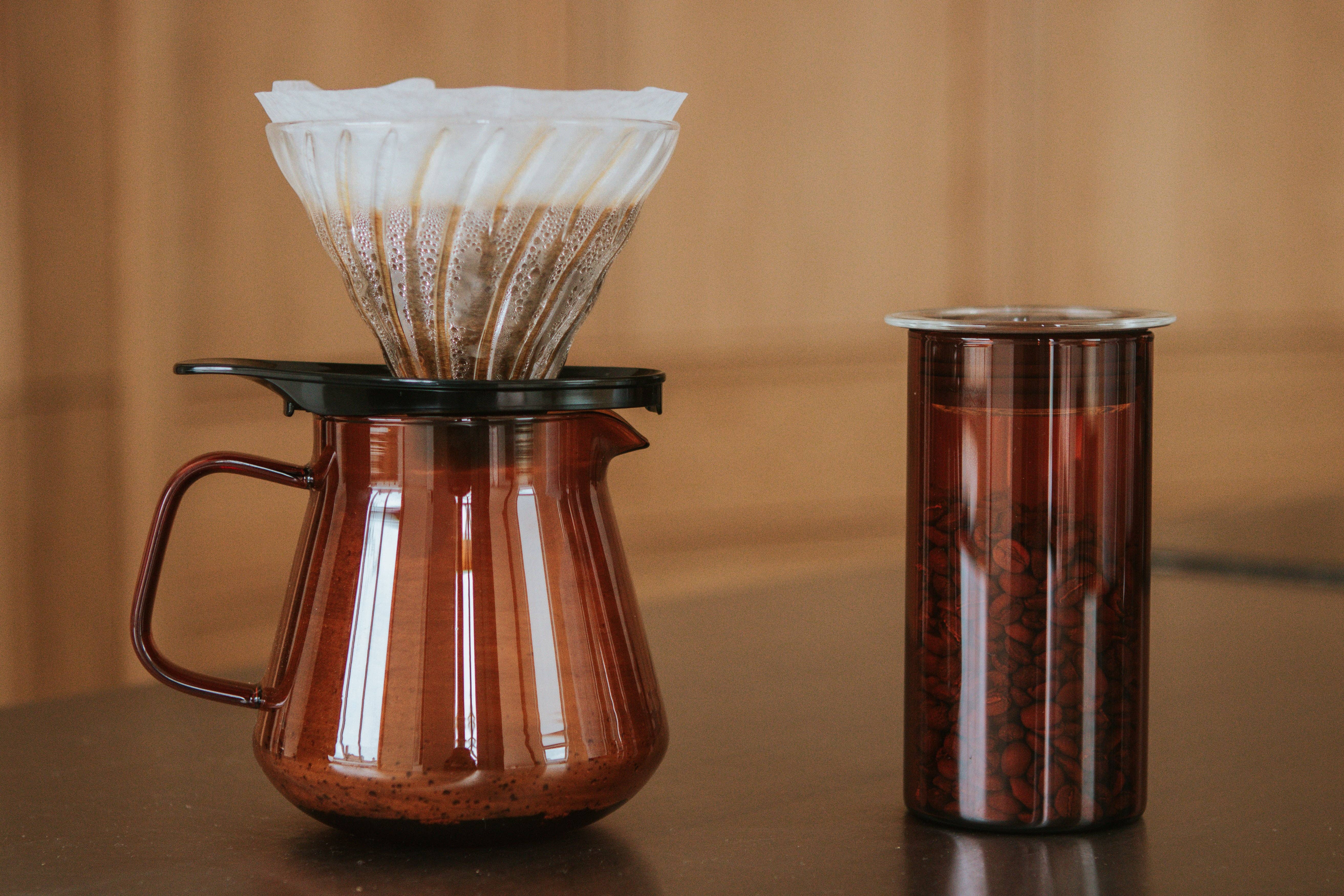 HARIO USA - Wholesale Tea Pot - Colors Glass Coffee and Tea Server 600mL18