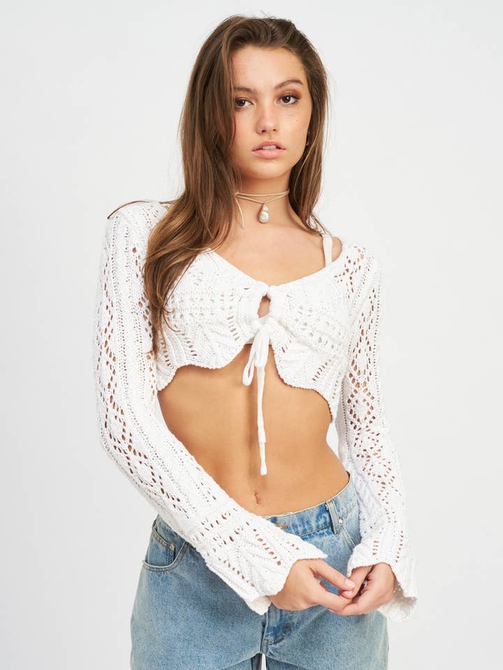 GEHAAKTE BIJGESNEDEN TOP MET STROPDAS AAN DE VOORKANT voor wholesale door Emory Park