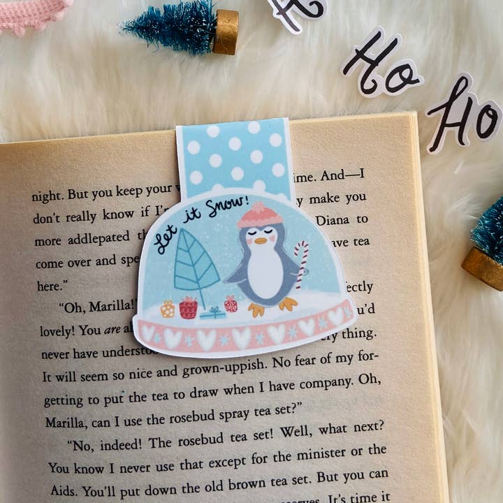 Makerie Day - Wholesale Bookmark - Penguin Snow Globe Magnetic Bookmark