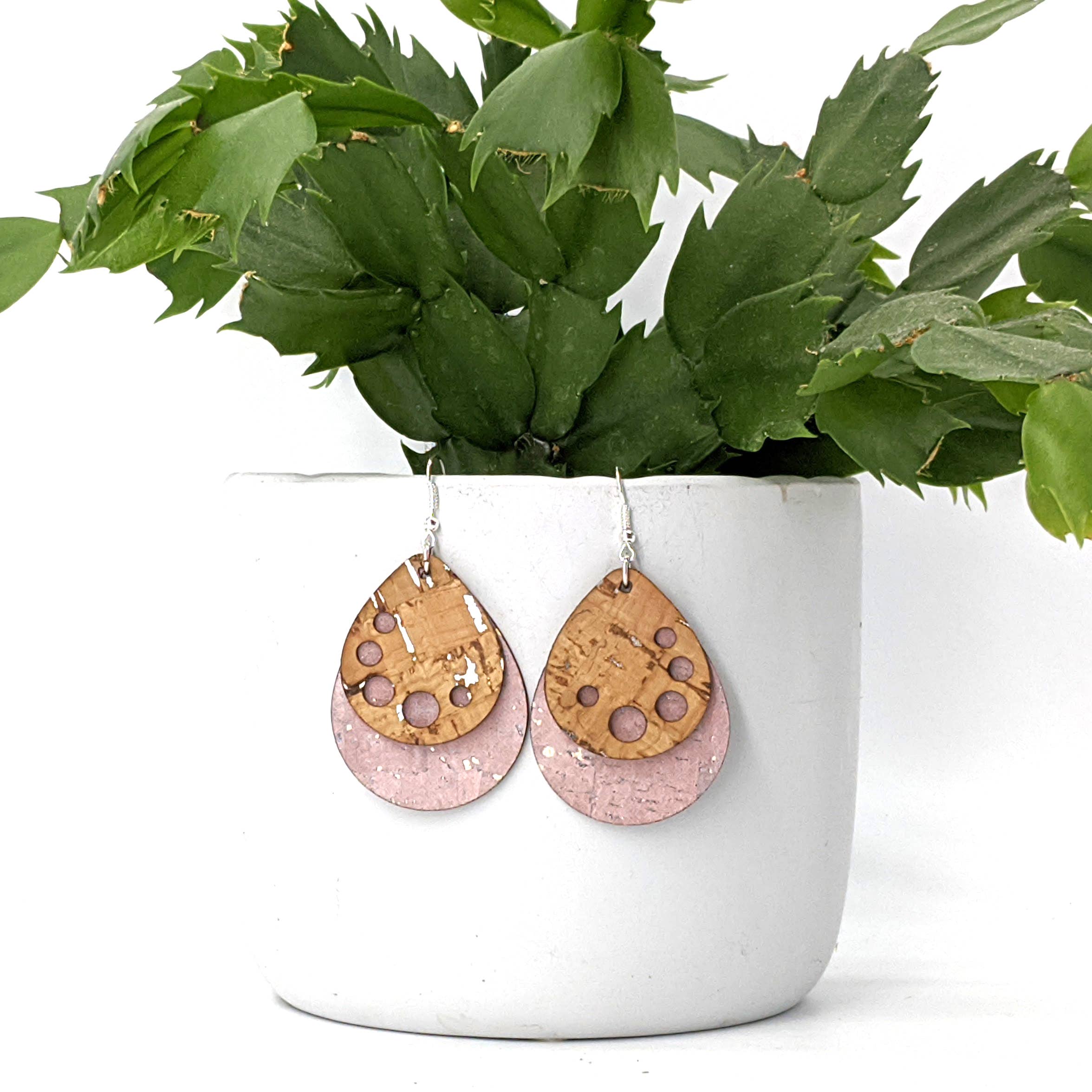 Elisabetta Studio - Wholesale Dangle Earrings - Droplet Cork Earrings3
