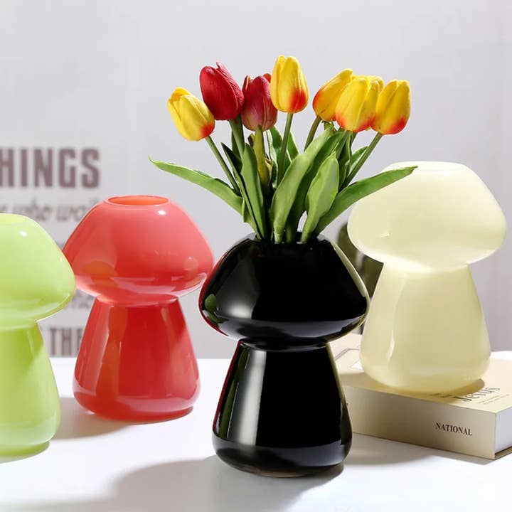 Vaso a fungo in vetro colorato per la vendita all'ingrosso da parte di IVORE.GROUP (We cover All Import duty)