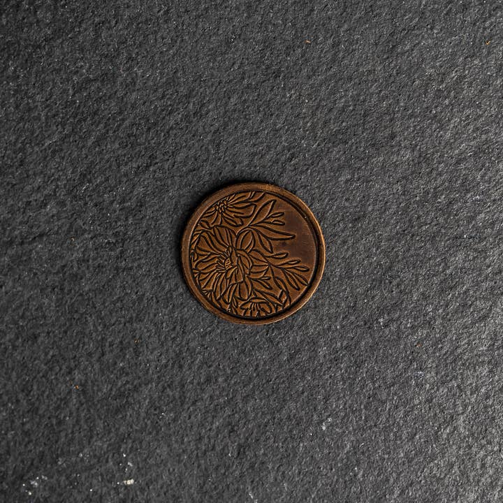 Ox & Pine - Vendita all'ingrosso Toppe - Toppe in Pelle Floreale con Chiusura a Strappo Opzionale - Cerchio3