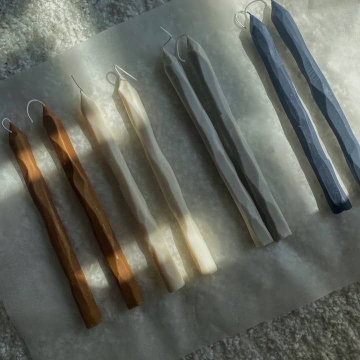 SoieLondon - Wholesale Tapered Candle/Candlestick - Hand carved white tapered candle sticks. Vegan, soy  wax