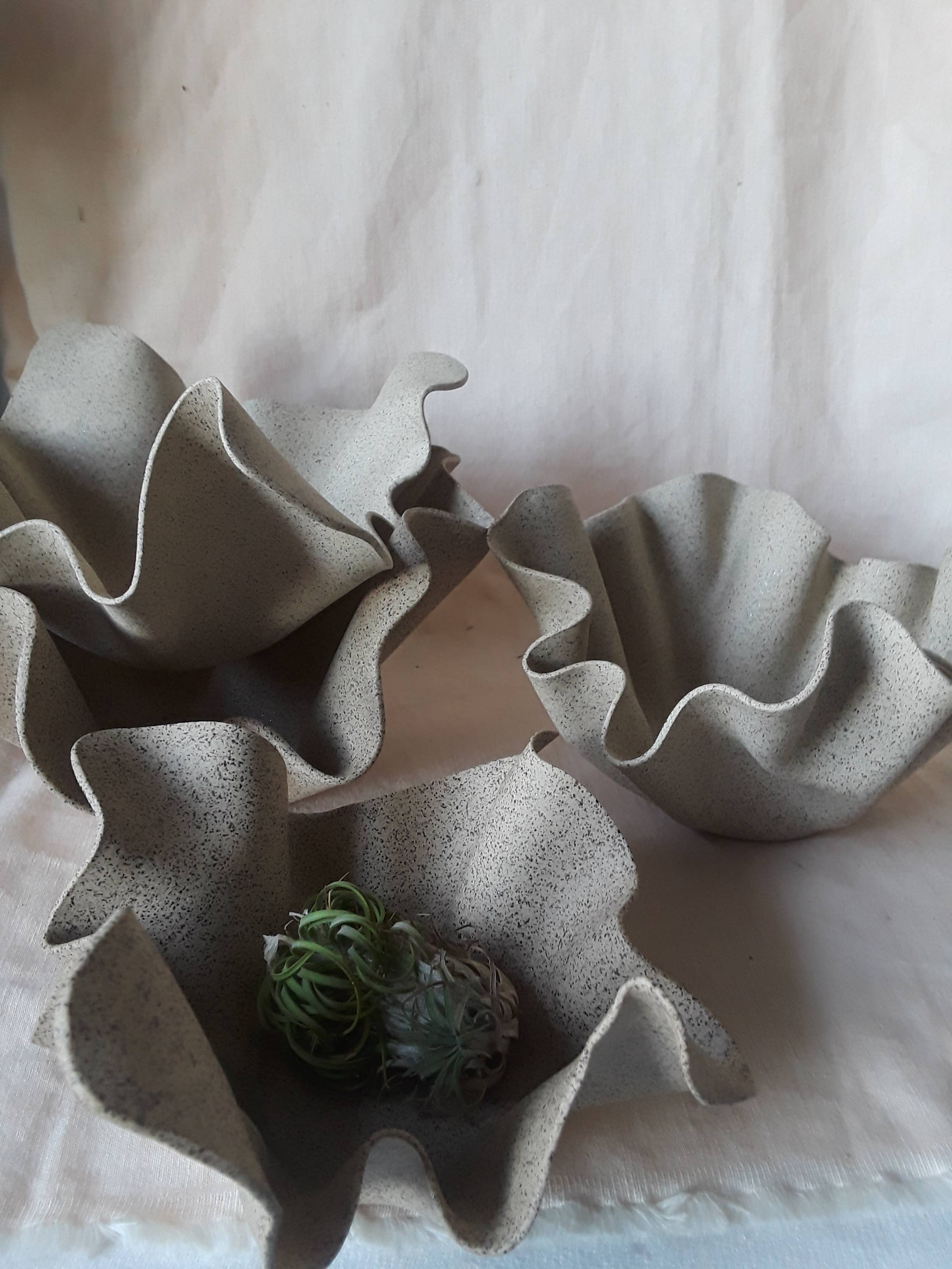 CURIOUS CLAY – wholesale Dekorativ tallrik/fat/skål – Klassisk Rufsar Skål3