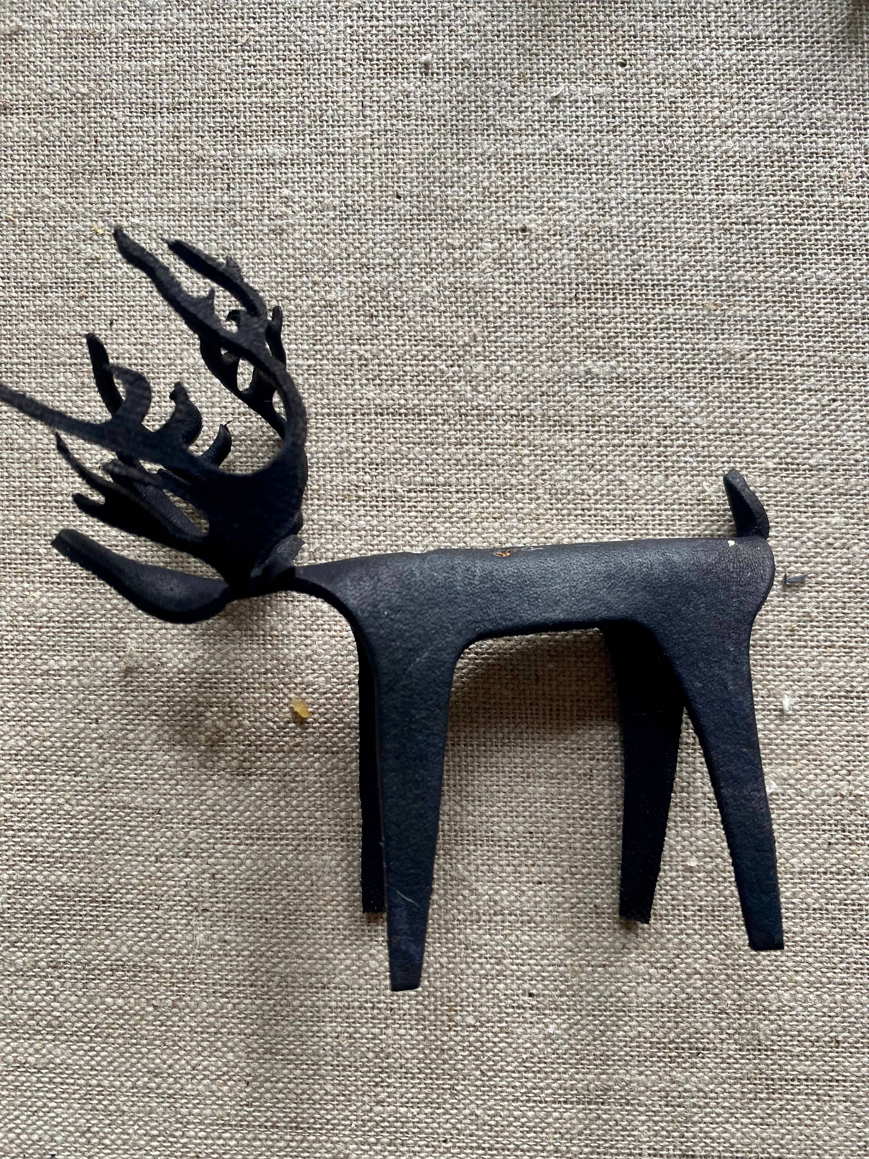 The Merchant Studio – wholesale Ornament – Reindeer Ornament / decor1