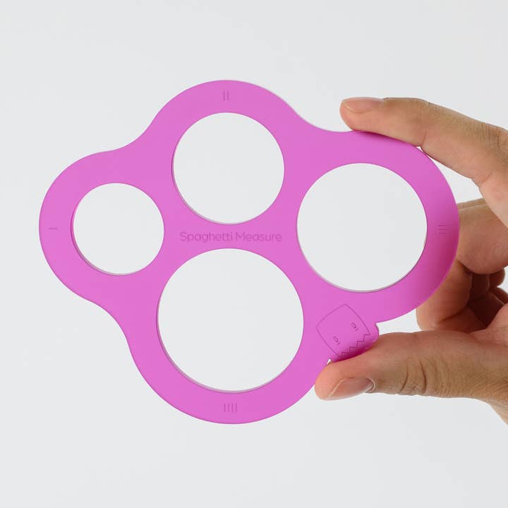 Mesure des spaghettis, taille des spaghettis, rose et fuxia pour la vente par Crispy lab