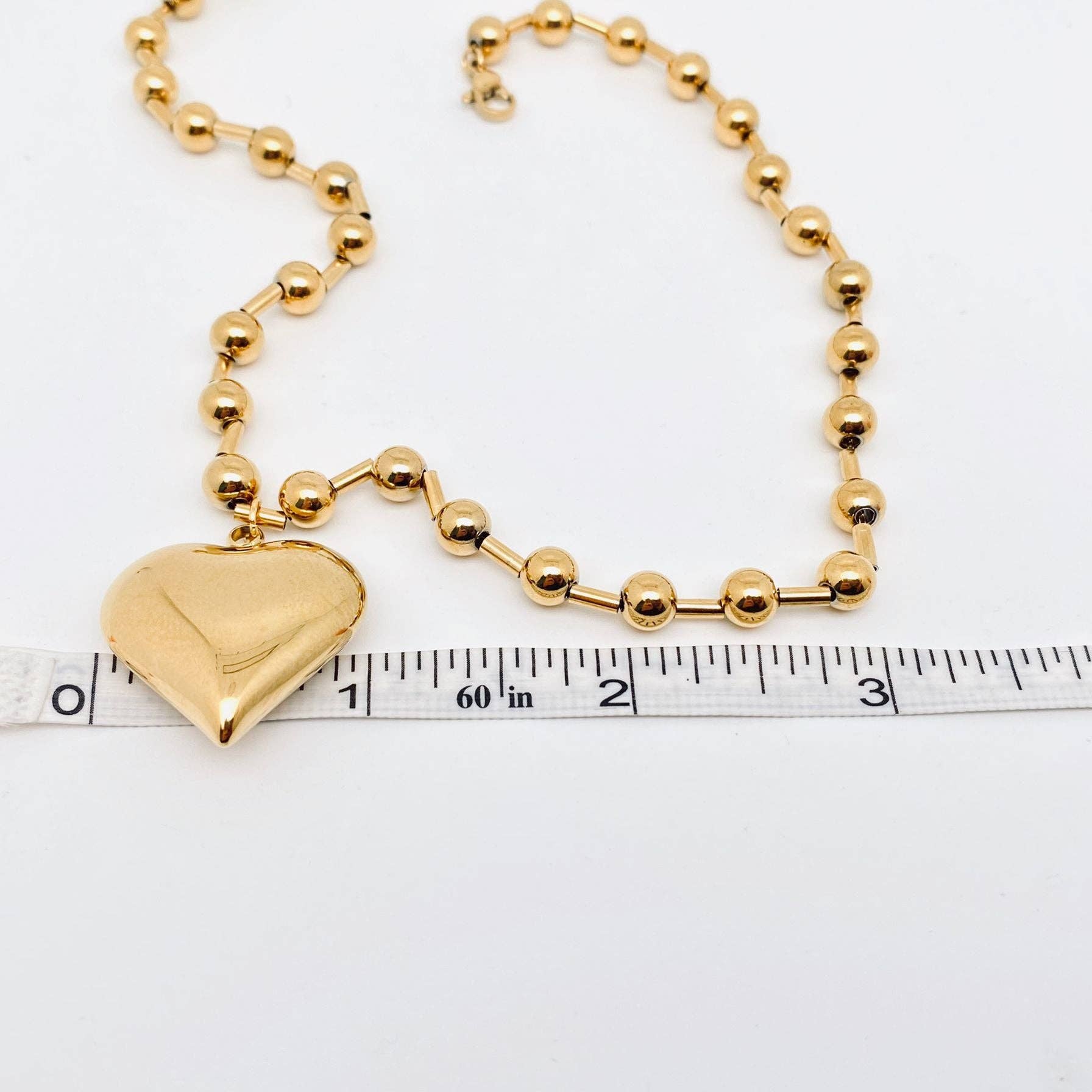 Mio Queena - Wholesale Pendant/Charm Necklace - Large Heart Charm18K Gold Plated Steel Necklace - FGS3
