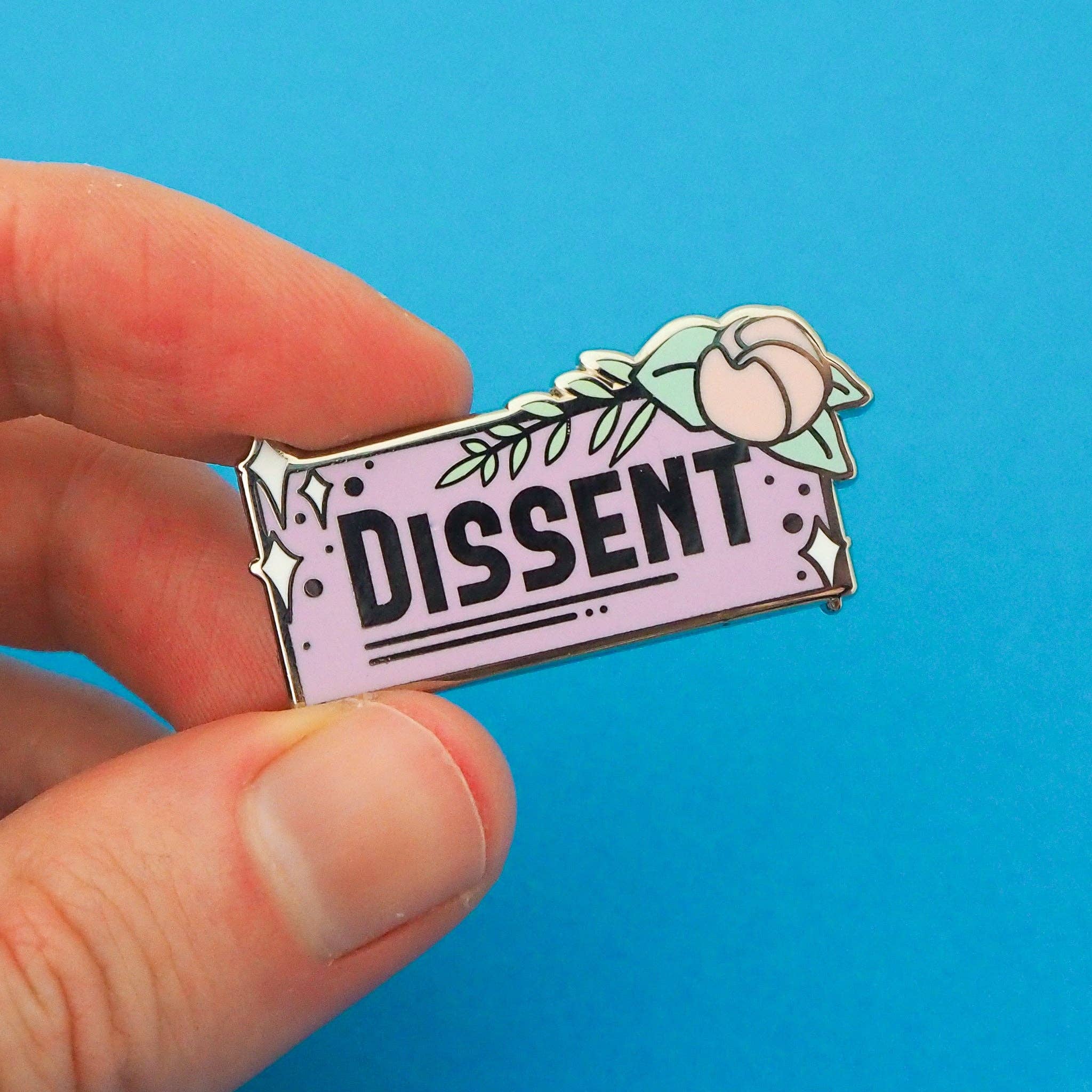 Hand Over Your Fairy Cakes - Vente Épinglettes/boutons - Broche en émail dissidente1