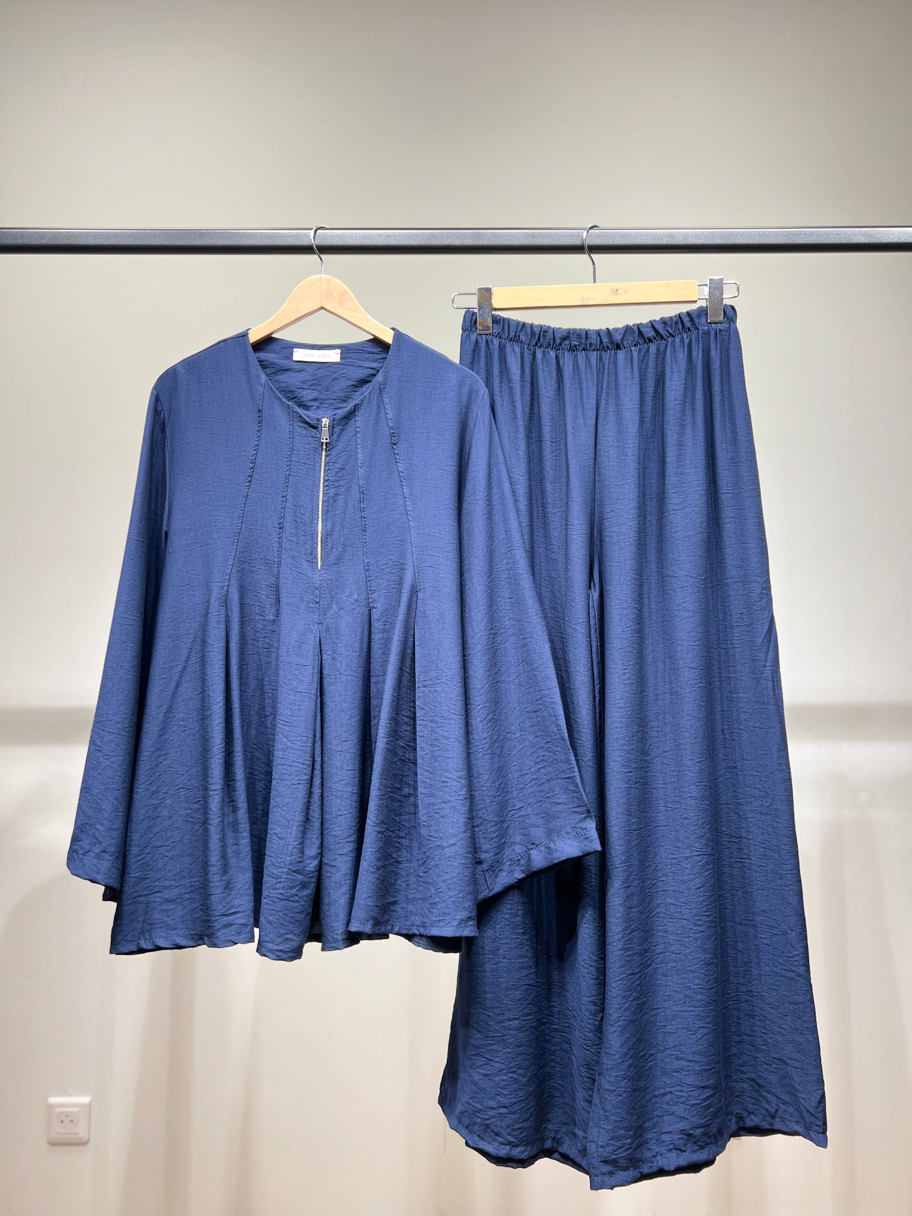 L'Emotion - Wholesale Tunic - Women's - Pleated Viscose Nylon Zip Collar Top & Pants Set3