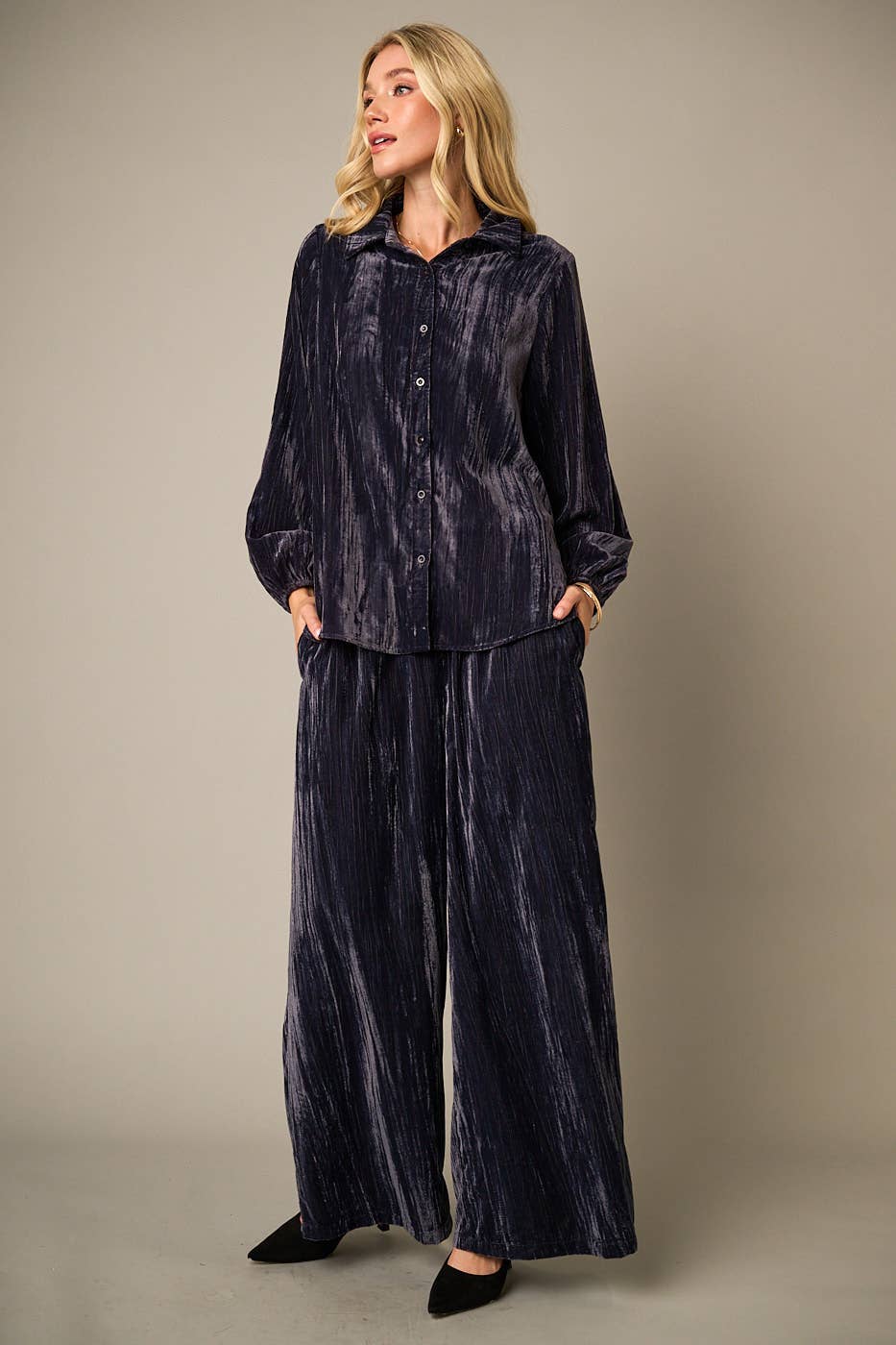 mittoshop - Wholesale Lounge Set - Women's - TEXTURED VELOUR LONG SLEEVE SHIRT AND PANTS SET12