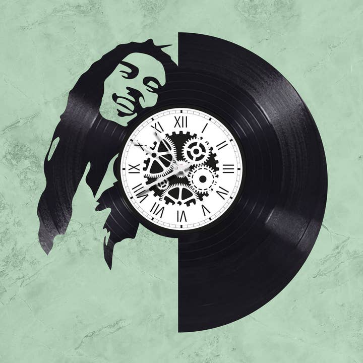 Bob Marley themed 33 rpm vinyl record clock for wholesale by L'atelier d'Ombeline