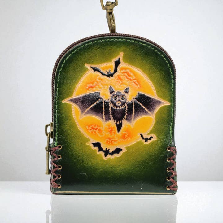 Sunflower Handmade leather inc - Wholesale Portemonnee - Dames - AE003 handgemaakte leren vleermuis muntportemonnee mini rugzak2