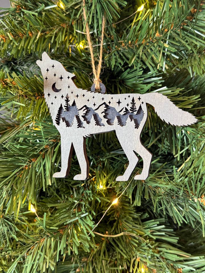 Adorno Navideño Artesanal de Lobo de Montaña Rústico para venta al por mayor de The Mas Boutique
