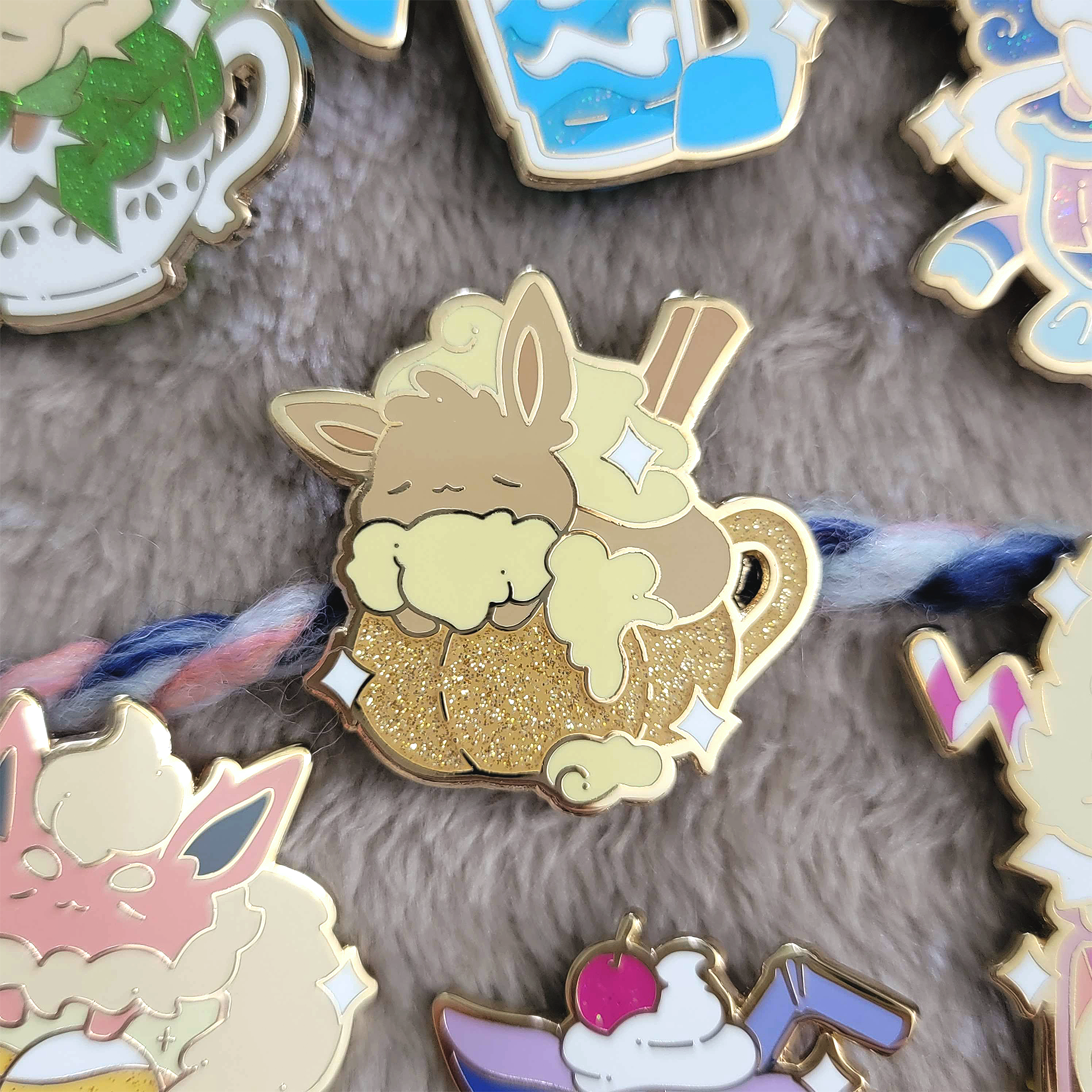Xhilyn - Wholesale Lapel Pin/Button - Eeveelution Full Set Pins6