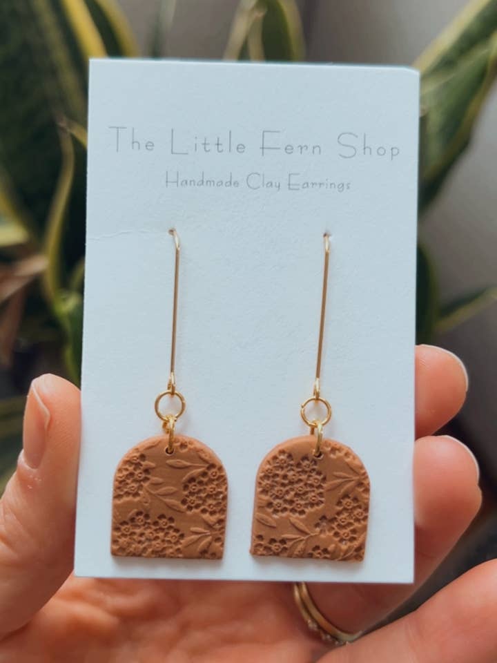 Lang tråd Hortensia Dingleøreringe for engroshandel hos The Little Fern Shop