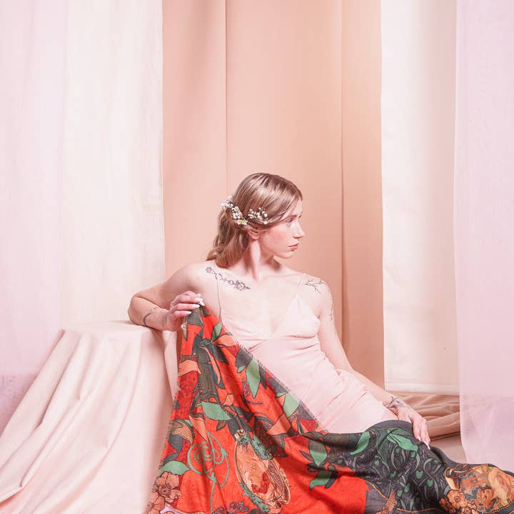 BROKANTE - Wholesale Scarf - Women's - Large cashmere square 130x130cm MUSES2