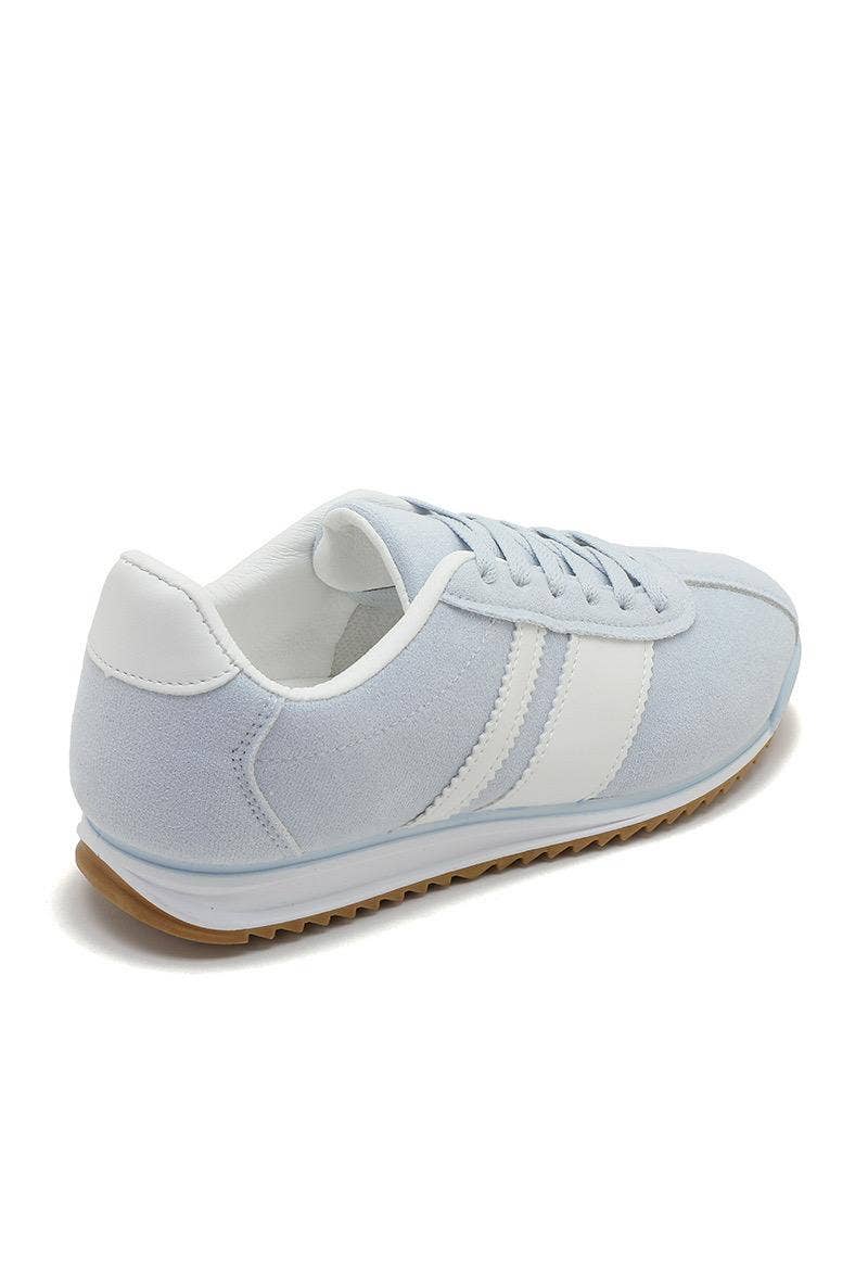 No Doubt Shoes - Wholesale Lifestyle Sneakers - Women's - ROUND TOE SIDE LINE STRIPPED DETAILED GUM SOLE SNEAKERS 31