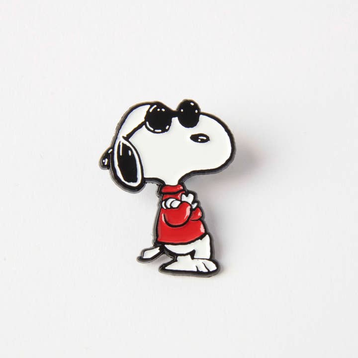 Magpie - Wholesale Lapel pin/button - Peanuts Vibes Pin - Joe Cool1