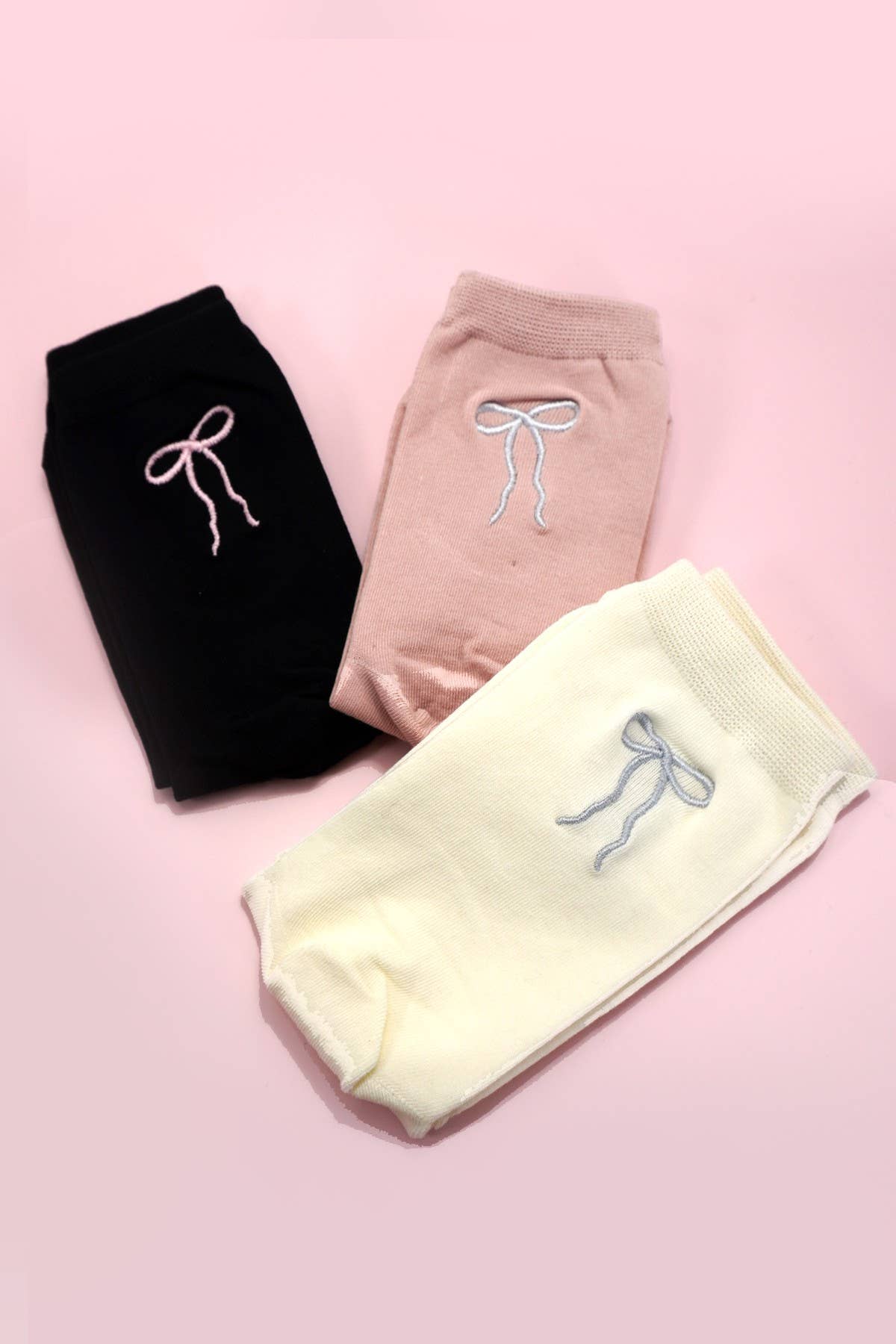 JOSSLYN by wall to wall - Wholesale Socks - Women's - BOW COLORFUL MID CALF LENGTH SOCKS | 40S020594