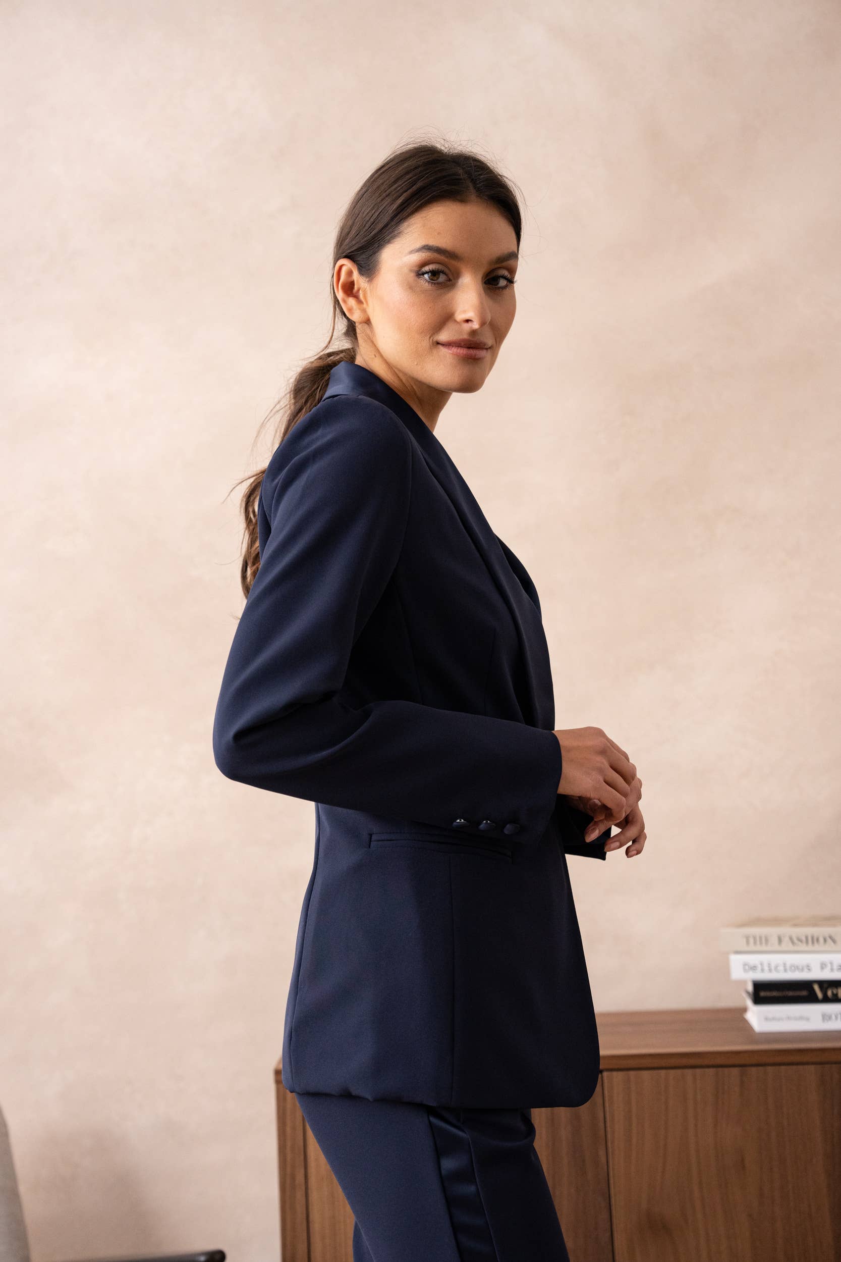 Attentif Paris – Engroshandel Habitjakke – til kvinder – Slim fit plain smokingjakke37